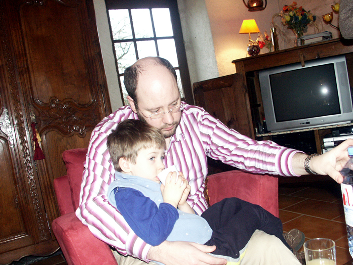 2005-12 70ans papa 006.jpg - DCF 1.0